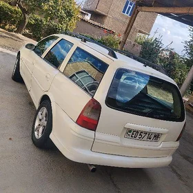 Opel Vectra 1999