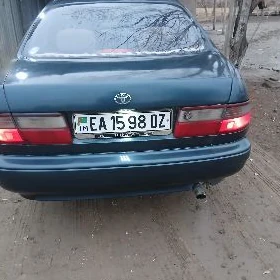 Toyota Corona 1993