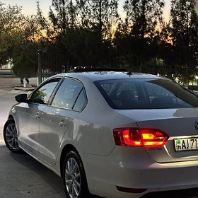 Volkswagen Jetta 2013