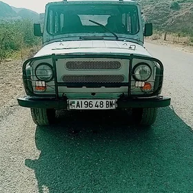 UAZ 469 2001