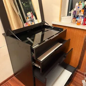 комод
