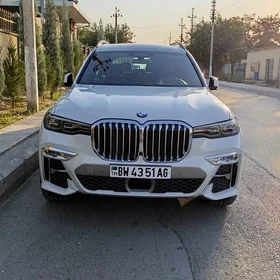 BMW X7 2020