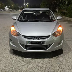 Hyundai Elantra 2012