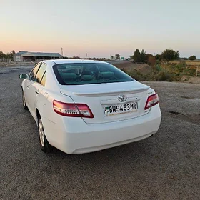 Toyota Camry 2010