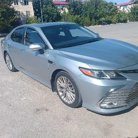 Toyota Camry 2018