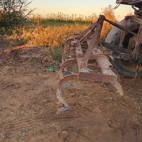 MTZ 80 2013