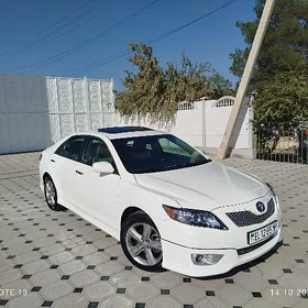 Toyota Camry 2010