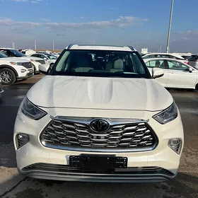 Toyota Highlander 2021