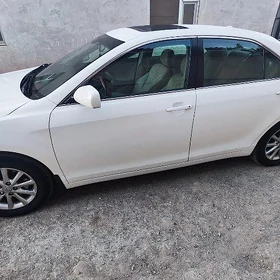 Toyota Camry 2011
