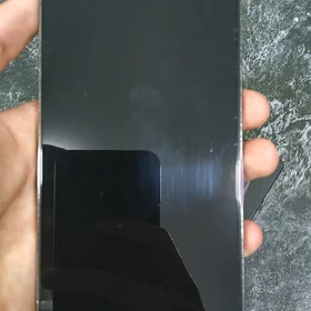 iPhone 12 pro max arassaja