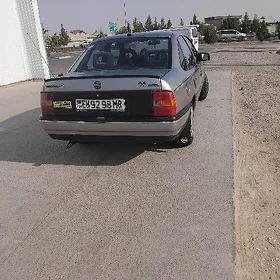 Opel Vectra 1990