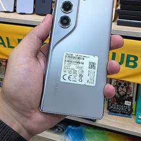 camon 40 pro