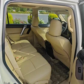 Toyota Land Cruiser Prado 2015