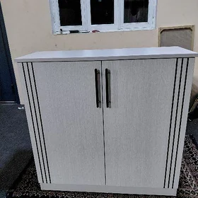 kowuş goýulýan mebel
