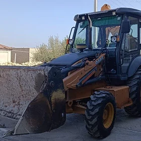 JCB 3CX Pothole Master 2014