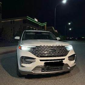 Ford Explorer 2022