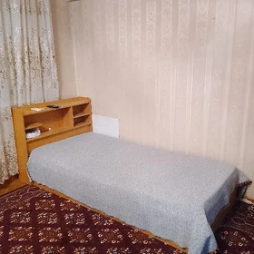 satlyk bir adamlyk krowat