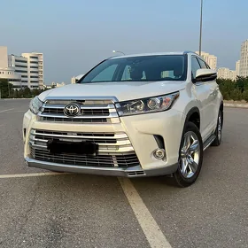 Toyota Highlander 2019