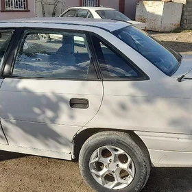 Opel Astra 1993