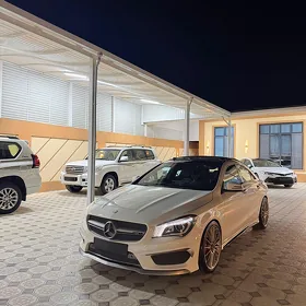 Mercedes-Benz CLA 2014