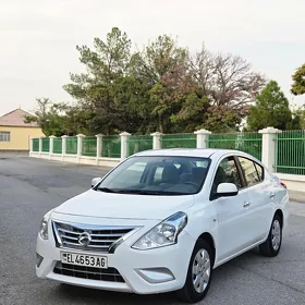 Nissan Sunny 2022