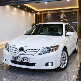 Toyota Camry 2010