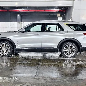 Ford Explorer 2021