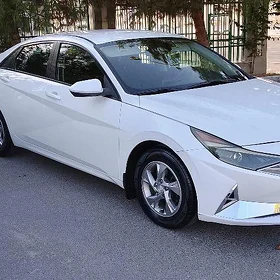 Hyundai Elantra 2021