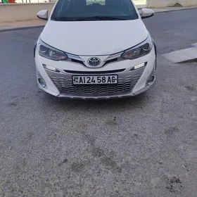 Toyota Yaris 2020
