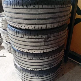 255/55/19/ MISHELIN PILOT SPOR