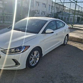 Hyundai Elantra 2018