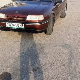 Opel Vectra 1990