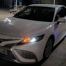 Toyota Camry 2024
