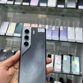 Tecno camon 40 8/128gb