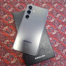 Samsung S24 8/128