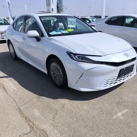 Toyota Camry 2026