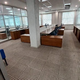 Arenda ofis 250 kw mebelli