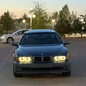 BMW E39 2001