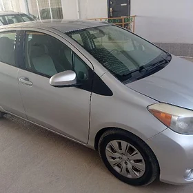 Toyota Yaris 2013