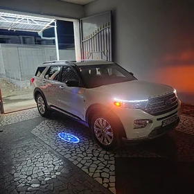 Ford Explorer 2021
