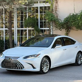 Lexus ES 350 2024