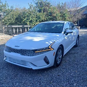 Kia K5 2021