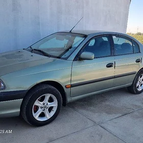 Toyota Avensis 2001
