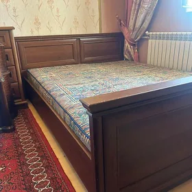Спальный гарнитур/Мебель