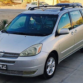 Toyota Sienna 2005