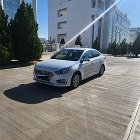 Hyundai Accent 2022