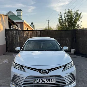 Toyota Camry 2020