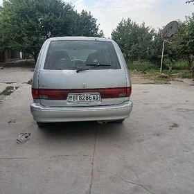Toyota Previa 1992