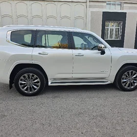 Toyota Land Cruiser 2023