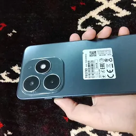 Tecno spark 20